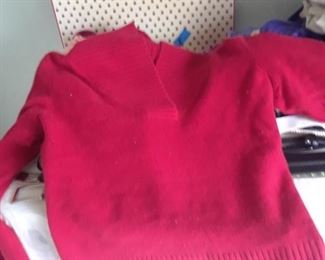 Red cashmere sweater, EXL