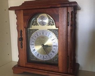 Shelf/Mantle Clock