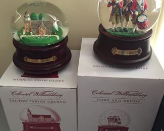 Colonial Williamsburg Musical Snow Globes
