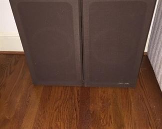 Realistic Speakers Optimus-23 No. 40-2032