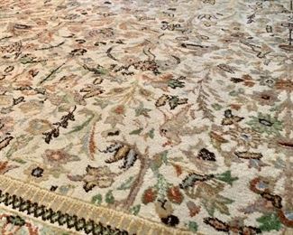 $1,800 - Persian Hand woven rug - 10'1" x 13'1"