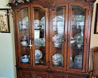 China Cabinet by Thomasville