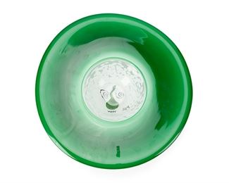 2163
A Modern Studio Glass Bowl
Second-half 20th Century
Signed: Dough H Ohm
The exaggerated green rim over a speckled white bowl
3.25" H x 18.5" Dia.
Estimate: $150 - $250