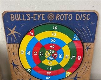 Bulls-Eye Roto Disc Target Game