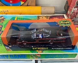 Toysmith Classic Batmobile in Original Box(Batman)