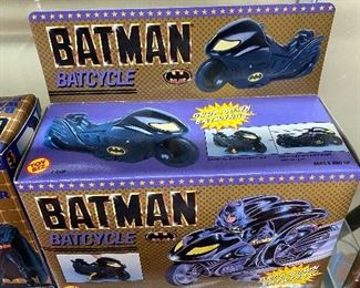 1990 Toy Biz Batman Bat Cycle in Box