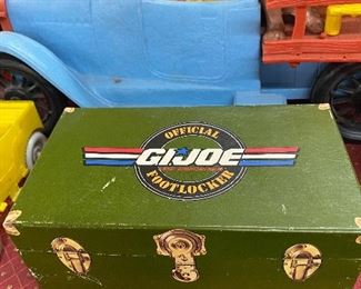 Impel Limited Edition G.I. Joe Footlocker with Card Sets