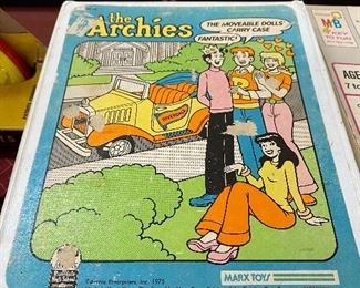 Marx Toys The Archies Figures and Case