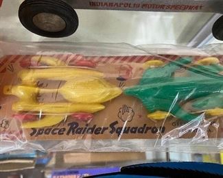 Greyshaw Space Raider Squadron in Package