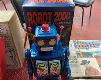 Millennium 2000 Robot in Box(Schylling)