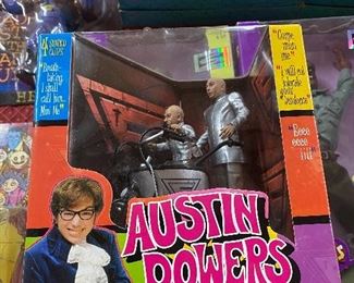 Austin Powers Feature Film Figures in Box
