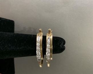14 K diamond double hoop earrings. Weighs 2.3 g.
