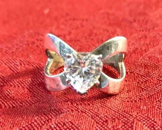 Sterling Silver Heart-Shaped ring with CZ stone. Size 7 1.2.