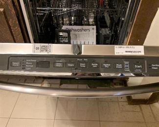 Brand New GE Dishwasher (looks never used)