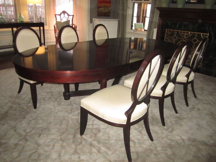 DINING ROOM TABLE WITH 2 LEAVES AND 6 CHAIRS BARBARA BARRY COLLECTION FOR BAKER