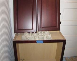 CABINET 32" X 33"H