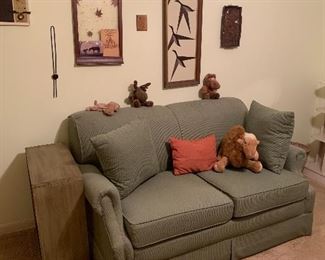 Hide-a-bed (twin) loveseat (like new)