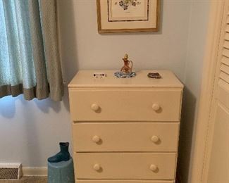 French Provincial Bedroom Furniture Full size bed, dresser w/mirror, chest of drawers