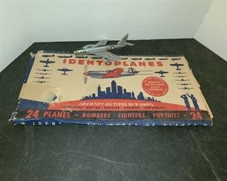 ANTIQUE. GAME. IDENTOPLANES