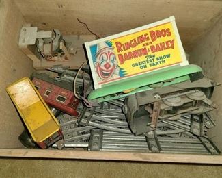 RINGLING BROS. AND BARNUM AND BAILEY TRAIN