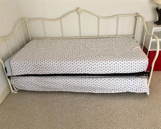Metal day bed with trundle