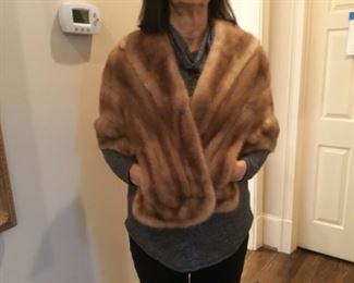 Riches mink stole
