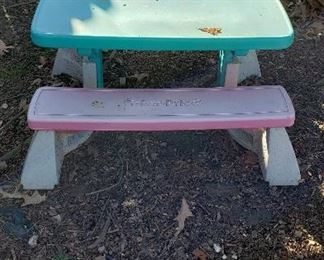 child's picnic table/bench