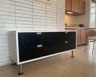 GEORGE NELSON STYLE STEELFRAME DRESSER