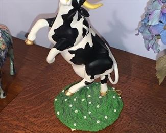 More cows.  Come have some fun.  Now get MOO-VING!  Please view our prices at www.LoverAntiques.com.  Thank You!