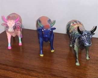 Pretty Cows Too.  Olay!  Please view our prices at www.LoverAntiques.com.  Thank You!
