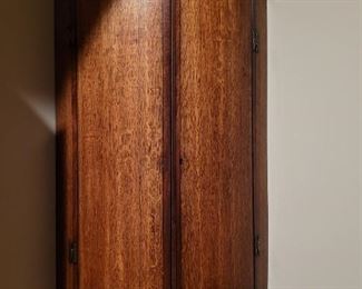 Hanging corner cabinet..circa 19th century