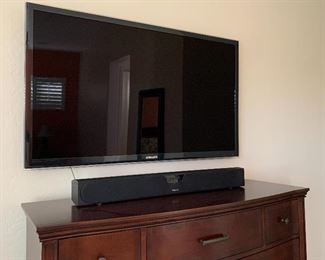 54" Samsung, Pioneer Sound Bar w Subwoofer