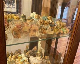 Small/collectibles