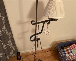 Floor lamp