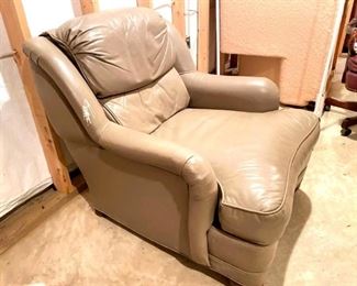 CLICK HERE TO START BIDDING https://bid.damewoodauctioneers.com/ui