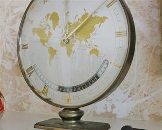 Kienzle 1960's Retro World Clock
