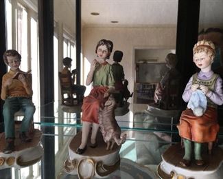 Capo di Monte Figurines 