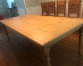 $300 -- Country style knotted pine dining table with carved legs.  Excellent condition.  Length 8' x width 42" x height 30".  