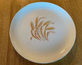 #20	Vintage "Golden Wheat" made in USA 22K gold and oven proof china set. 89 pieces. As is-some chips	 $60.00 