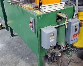 PVC Window End Milling Machine With Foot Pedal Controls And Dust Collector, 48" x 48" x 24"