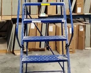 Heavy Duty 6 Step Rolling Warehouse Ladder with Rails, Locking Step, 5' Top Step Height