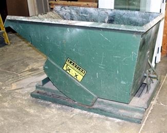 Jesco Industrial Steel Self Dumping Forklift Hopper, 1 Yard, 2,000 Pound Capacity, 37" x 40" x 54"