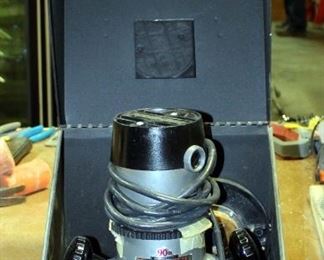 Porter Cable 90th Anniversary Electric Router, Model 90690, With Carrying Case