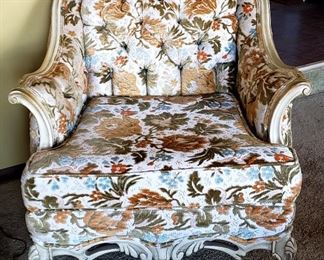 F P arm chair
