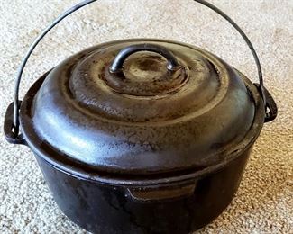 Cast iron Dutch oven