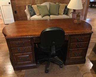 Executive Office Desk