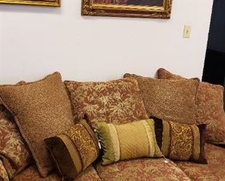 Bernhardt 7 ft sofa