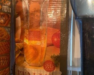 Italian measuring jug