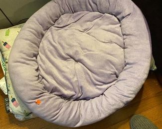 Dog bed
