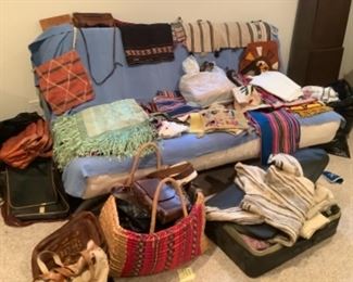 Bolivian Clothing, weaving